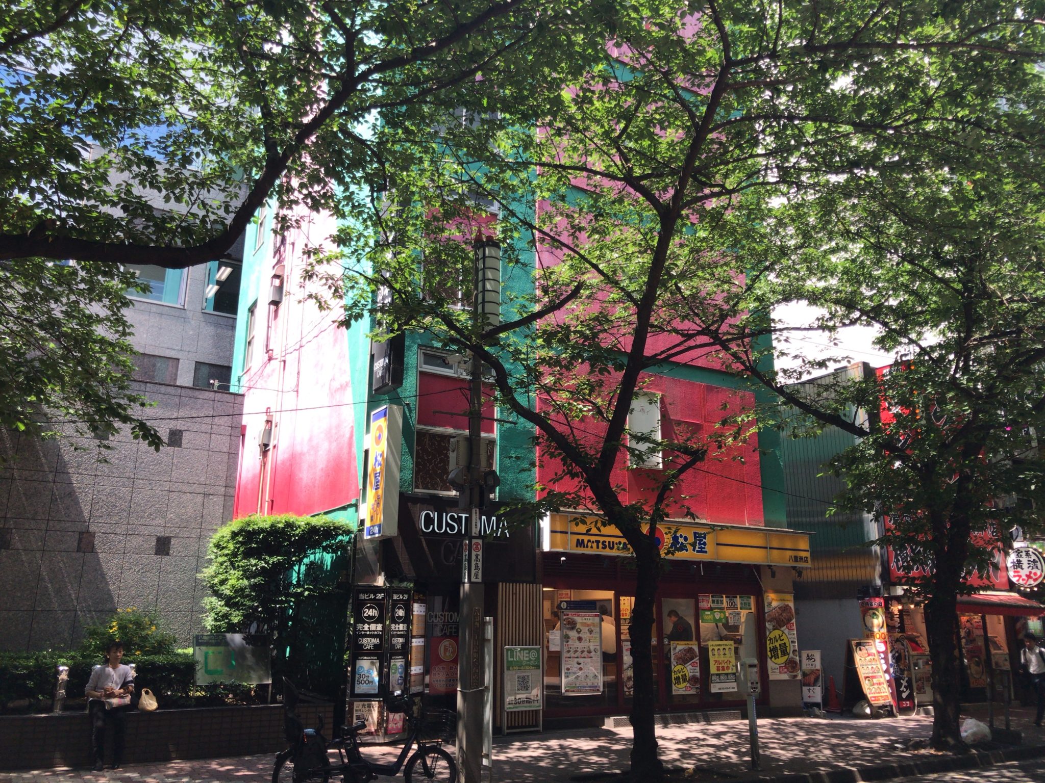 東京駅から徒歩2分 カスタマカフェ 八重洲店をレポート 日本全国のネカフェ 漫画喫茶マップのヒマップ